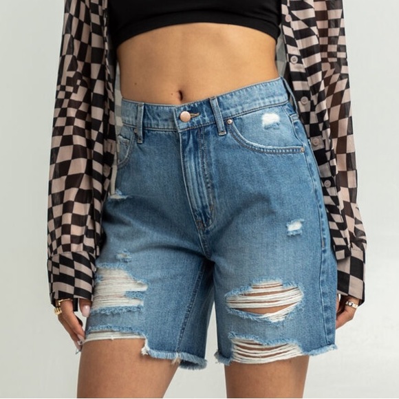 NWT RSQ Boyfriend Denim Shorts - Picture 3 of 7
